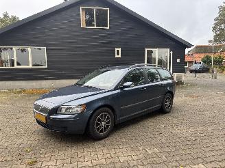 Schadeauto Volvo V-50 V 50 1.8 EDITION 125 PK AIRCO CRUISE TREKHAAK B.J 2005 2005/9
