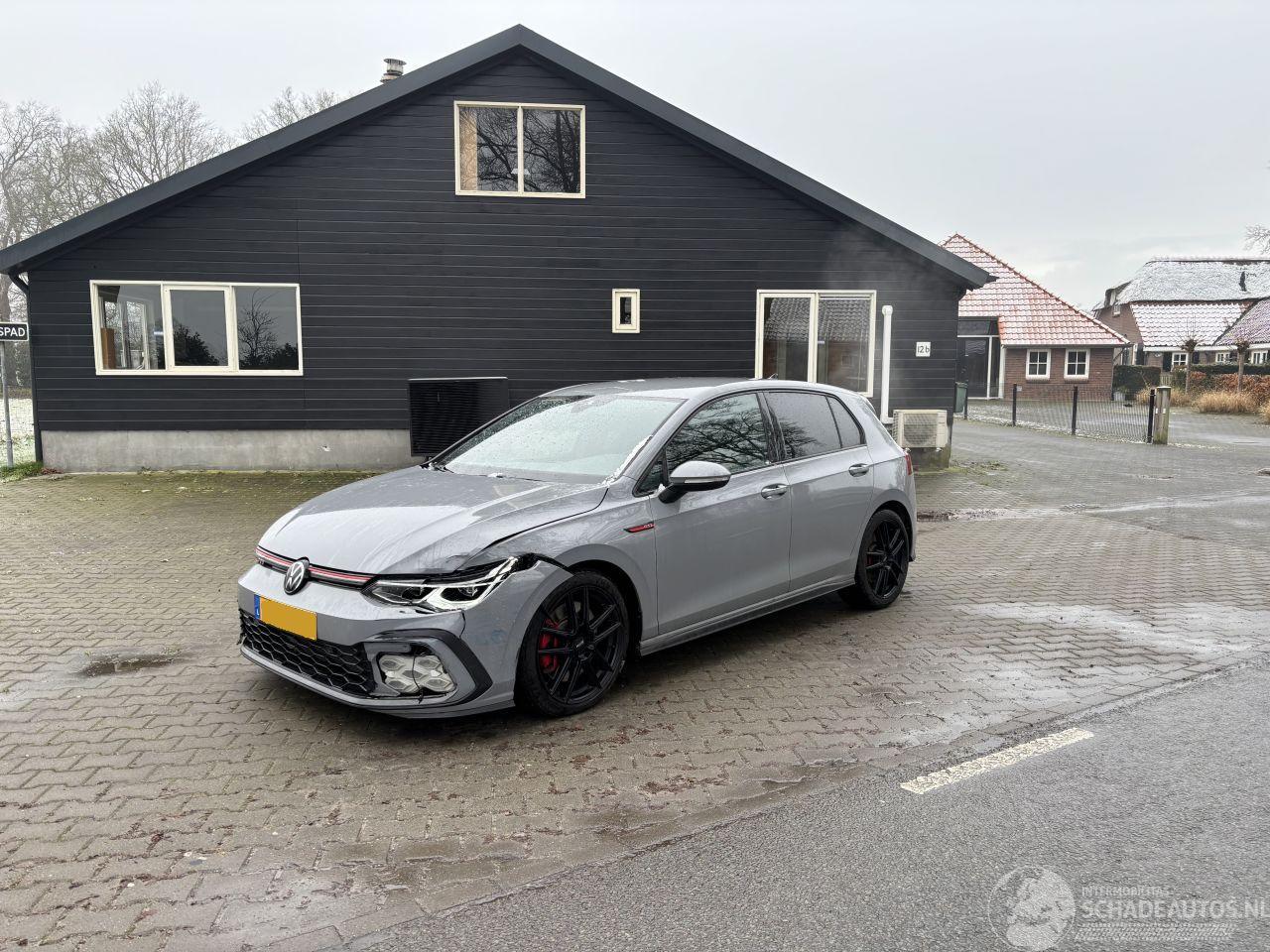 Volkswagen Golf 8 GTI AUTOMAAT 245 PK NAVI CLIMA CAMERA LED B.J 2023 LICHTE SCHADE