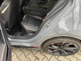 Volkswagen Golf GTI TCR 300 PK SPECIAL EDITION PANO LEER DYNO AUDIO NAVI CLIMA VIRT DASH B.J 2019 picture 18