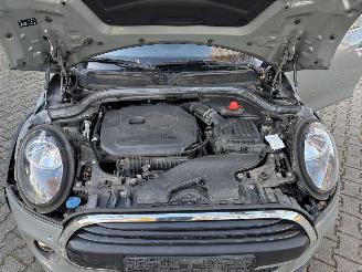 Mini  ONE 1.5 EDITION CLIMA ABS PDC B.J 11-2018 SCHROEFSCHADE picture 11