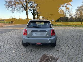 Mini  ONE 1.5 EDITION CLIMA ABS PDC B.J 11-2018 SCHROEFSCHADE picture 7