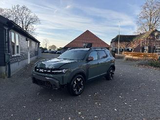uszkodzony samochody osobowe Dacia Duster HYBRIDE 1.6 AUTOMAAT NAVI CLIMA CAMERA VIRT DASH B.J 12-2024 2024/12
