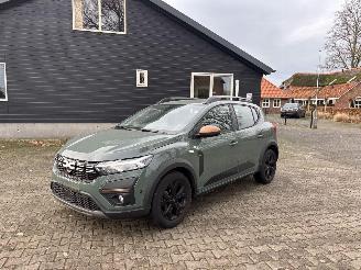 Vaurioauto  passenger cars Dacia Sandero STEPWAY EXTREEM NAVI CLIMA CAMERA LED B.J 2024 FACELIFT 2024/2