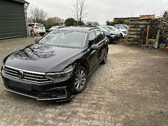 skadebil auto Volkswagen Passat VARIANT GTE 1.4 PLUG IN DSG NAVI CLIMA CAMERA LED CRUISE B>J 2022 2022/2