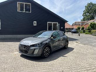 Coche accidentado Peugeot 208 GT HYBRIDE 136 PK PANO AUTOMAAT NAVI CLIMA CAMERA LED B.J 2025 2025/7