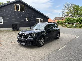 Damaged car Mini Countryman COOPER SPORT HYBRIDE PLUG IN SE 4AWD AUTOMAAT NAVI CLIMA LEER LED PDC STOELVERW B.J 12-2019 2019/12