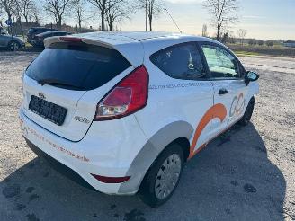 Ford Fiesta  picture 5