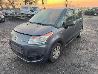 uszkodzony samochody osobowe Citroën C3 PICASSO 2010/4