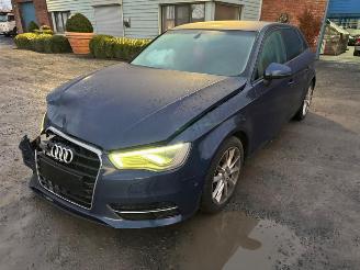 Vrakbiler auto Audi A3  2015/11