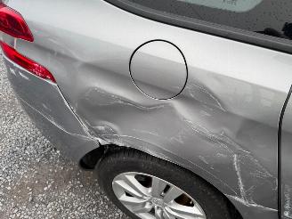 Peugeot 308  picture 11