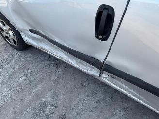 Opel Combo D picture 11