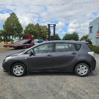  Toyota Verso ACTIVE 2012/2
