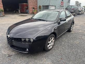 damaged passenger cars Alfa Romeo 159  2007/7