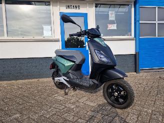 Unfall Kfz Roller Piaggio  ONE + 2023/1