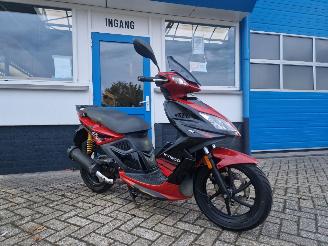 Kymco  SUPER 8 45KM picture 2