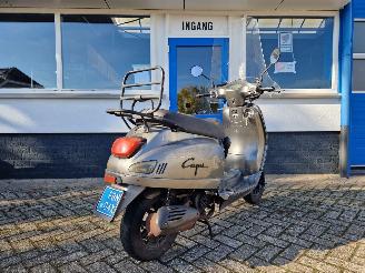 Capri  LOOK A LIKE VESPA picture 7