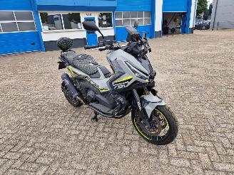 Honda  X-ADV 750 FULL OPTIONS picture 16