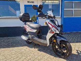 uszkodzony skutery Sym  CROX 45KM 4STROKE 2021/7