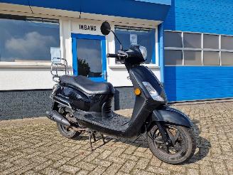 Sym  FIDDLE II , 45KM BROM picture 2