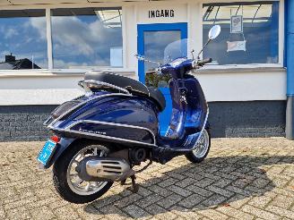 Vespa  PRIMAVERA picture 11