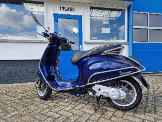Vespa  PRIMAVERA picture 13