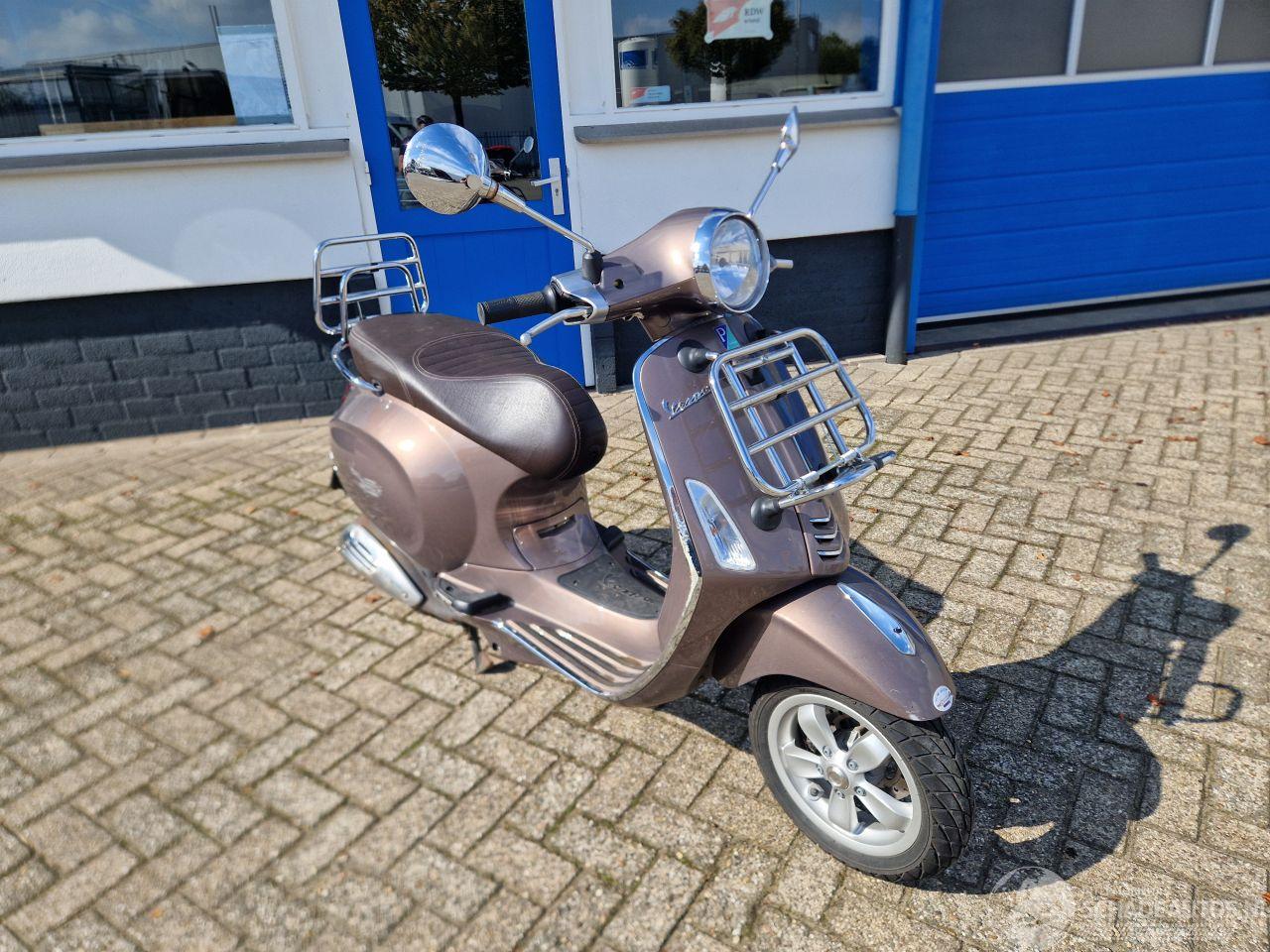 Vespa  PRIMAVERA TOURING
