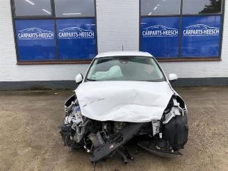 Vrakbiler auto Ford Fiesta Fiesta 7, Hatchback, 2017 1.0 EcoBoost 12V 100 2017/11