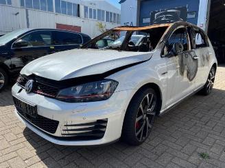 Auto da rottamare Volkswagen Golf Golf VII (AUA), Hatchback, 2012 / 2021 2.0 GTI 16V Performance Package 2016