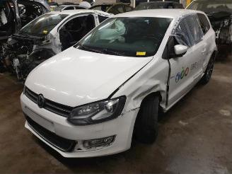 Vrakbiler auto Volkswagen Polo Polo V (6R), Hatchback, 2009 / 2017 1.2 TDI 12V BlueMotion 2011/0