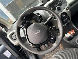 Peugeot 108 108, Hatchback, 2014 1.2 VTi 12V picture 11