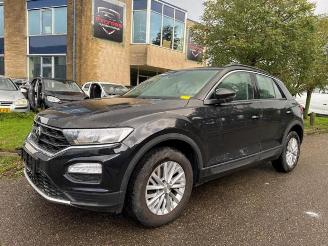demontáž osobní automobily Volkswagen T-Roc T-Roc, SUV, 2017 1.0 TSI 12V 2021