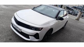Auto da rottamare Opel Astra Astra L (F3/FB/FM/FP), Hatchback 5-drs, 2021 Electric 54/58 kWh 2025