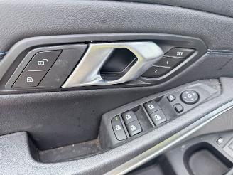 BMW 3-serie 320e M SPORT NAP PANO picture 29