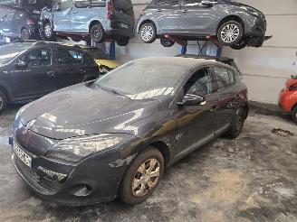 skadebil auto Renault Mégane  2012/2