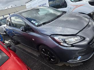 damaged passenger cars Opel Corsa  2016/11
