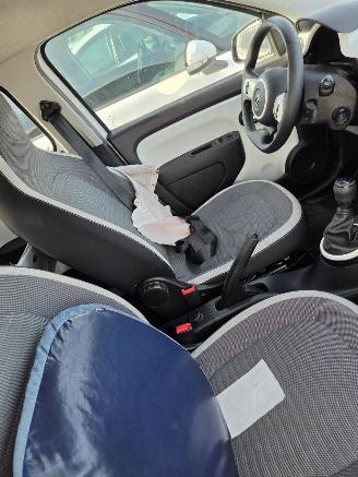 Renault Twingo  picture 34