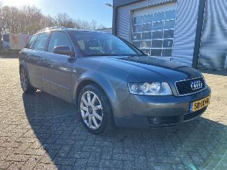Schadeauto Audi A4 2.0 20V Combi/o  Benzine 1,984cc 96kW (131pk) FWD 2003/1