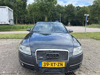 Voiture accidenté Audi A6 3.2 V6 24V FSI Quattro Sedan 4Dr Benzine 3.123cc 188kW (256pk) 4x4 2004-05/2008-10 (4F2) AUK 2007/10
