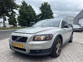 damaged passenger cars Volvo C-30 1.8 16V Hatchback 2Dr Benzine 1.798cc 92kW (125pk) FWD 2006-10/2012-12 (MK21) B4184S11 2008/9