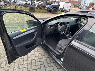 Skoda Octavia 1.2 TSI 16V Combi/o 4Dr Benzine 1.197cc 77kW (105pk) FWD 2012-11/2020-07  CJZA picture 20