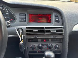 Audi A6 2.4 V6 24V Sedan 4Dr Benzine 2.393cc 130kW (177pk) FWD 2004-05/2008-10 (4F2) BDW picture 28