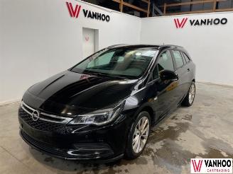 skadebil auto Opel Astra  2017/7