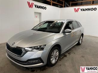 Schadeauto Skoda Octavia  2022/6