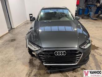 Audi A4  picture 2