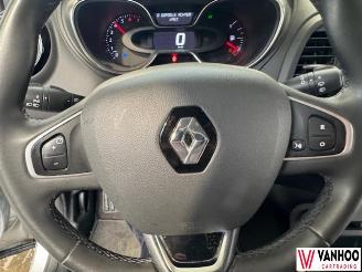 Renault Captur  picture 15