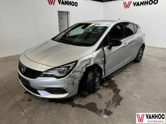 Damaged car Opel Astra  2020/12