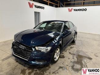 Schadeauto Audi A3  2019/8