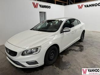 Unfallwagen Volvo S-60  2014/9