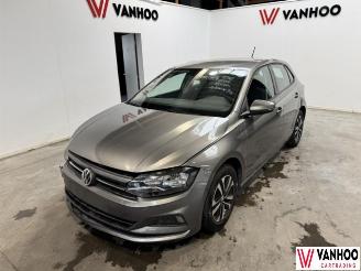 krockskadad bil auto Volkswagen Polo  2020/8