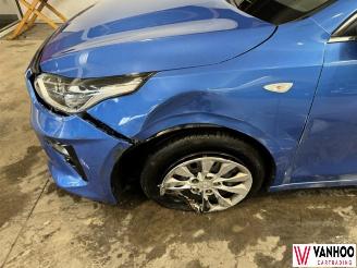 Kia Cee d  picture 2